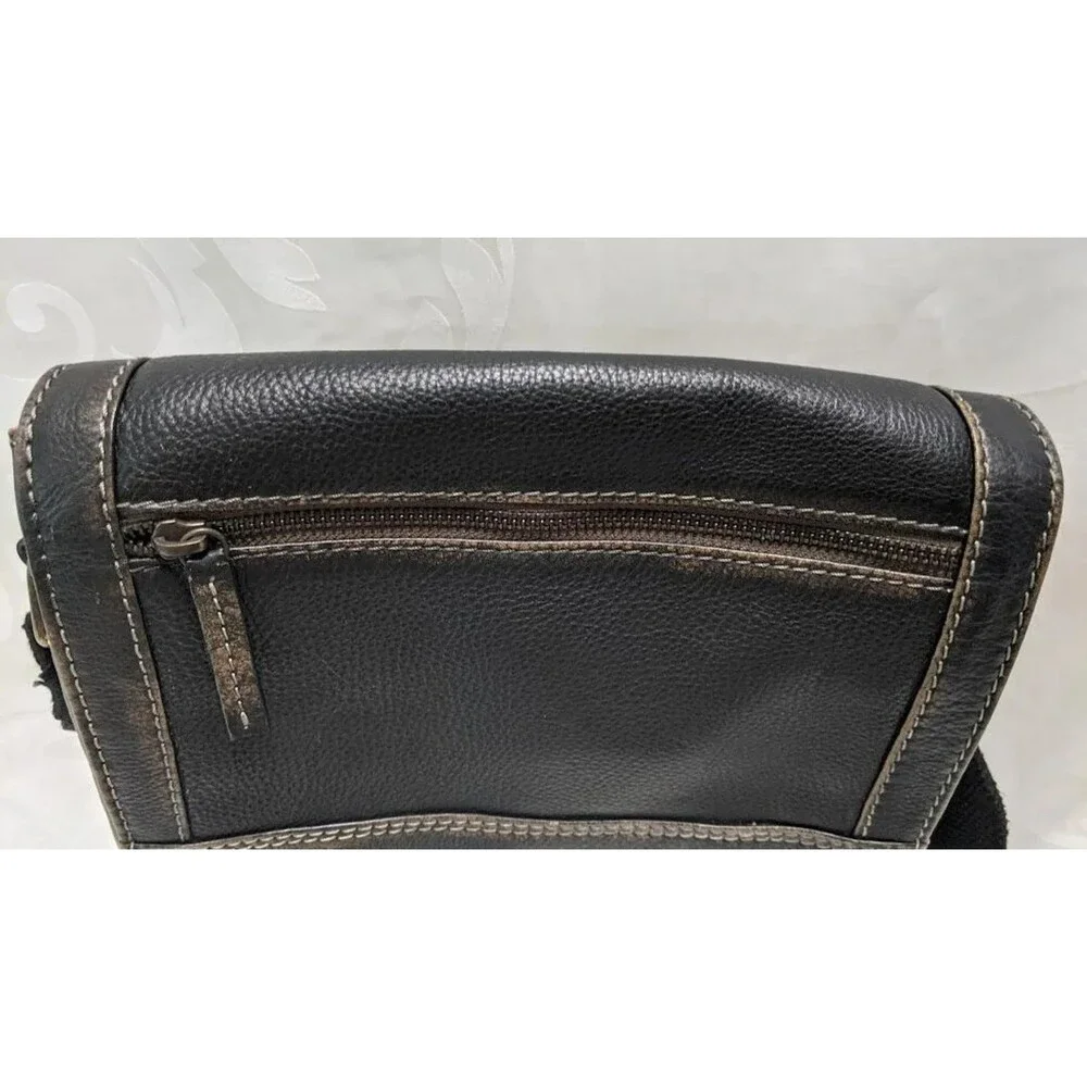 NOS Vintage Black Rivet Large Leather Man Crossbody Cowhide Distressed Brown Bag